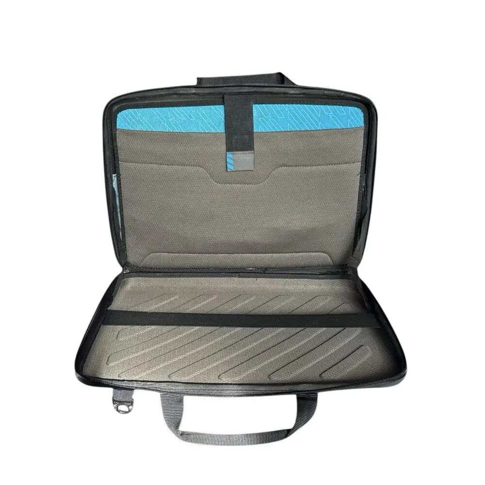 Thule Gauntlet Attaché Laptop Case 13